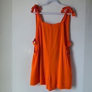 Shinestar NWT open back romper, sz M